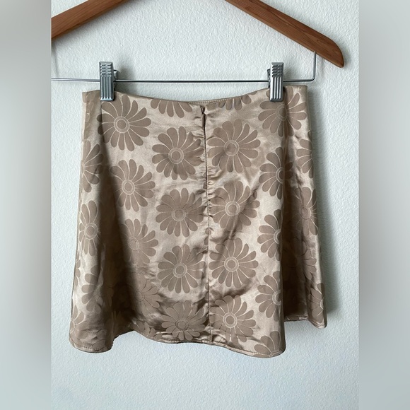 Princess Polly exclusive Kenley mini skirt - Picture 5 of 5